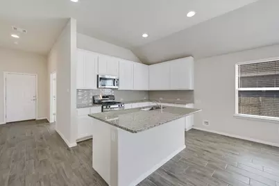 201 Spiny Lizard Lane, San Marcos, TX 78666 - Photo 2