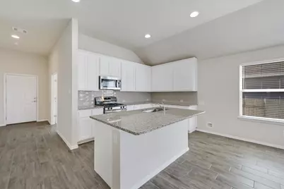 201 Spiny Lizard Lane, San Marcos, TX 78666 - Photo 2