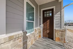 1706 Cedar Bend Dr, Austin, TX 78758 - Photo 2