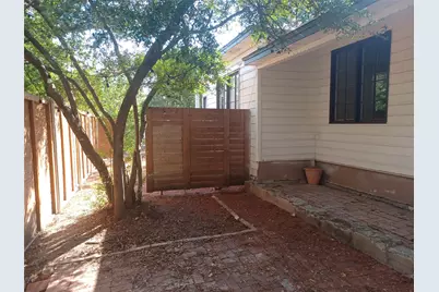 2808 Windsor Road #B, Austin, TX 78703 - Photo 2
