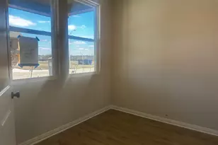 153 Jans Wy, Hutto, TX 78626 - Photo 6