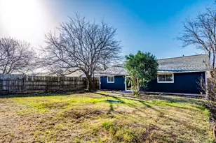 1600 Pine Knoll Dr, Austin, TX 78758 - Photo 24