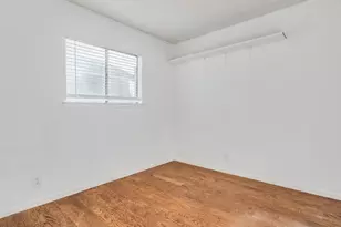 1600 Pine Knoll Dr, Austin, TX 78758 - Photo 18