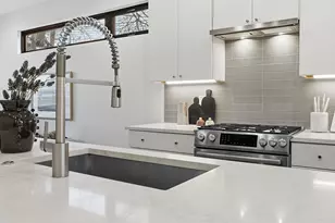 2411 Santa Rosa St, Austin, TX 78702 - Photo 16