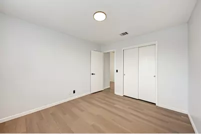 125 Holland Street, Hutto, TX 78634 - Photo 28