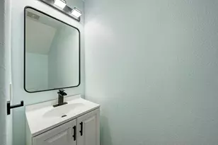 125 Holland St, Hutto, TX 78634 - Photo 20