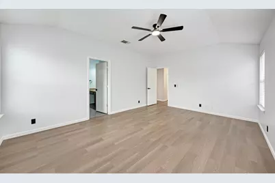 125 Holland Street, Hutto, TX 78634 - Photo 24