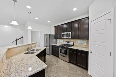 9924 Milla Circle #28, Austin, TX 78748 - Photo 14