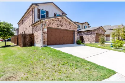 2007 Fretboard Street, Round Rock, TX 78664 - Photo 2
