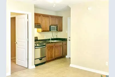 112 Rush Haven #C, San Marcos, TX 78666 - Photo 4