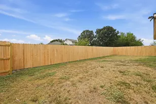 1600 Wedgewood Trl, Lockhart, TX 78644 - Photo 24