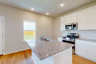 12108 Dillon Fls Dr, Austin, TX 78747 - Photo 6