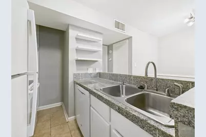 3018 1st Street #109, Austin, TX 78704 - Photo 4