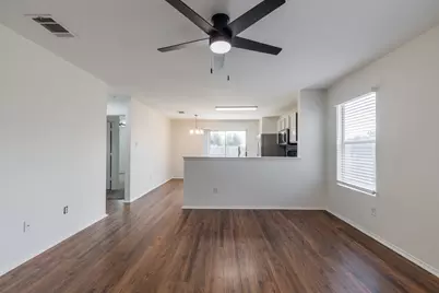 306 Quail Hollow Drive, Hutto, TX 78634 - Photo 4