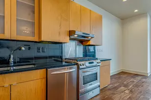 555 E 5th St, Austin, TX 78701 - Photo 14