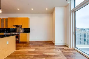 555 E 5th St, Austin, TX 78701 - Photo 10