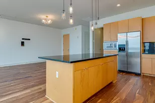 555 E 5th St, Austin, TX 78701 - Photo 12