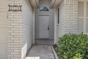 216 Meadowside Dr, Hutto, TX 78634 - Photo 4
