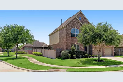 2604 Longlake Drive, Pearland, TX 77584 - Photo 2