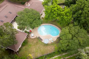 400 Hackberry St, Lockhart, TX 78644 - Photo 36
