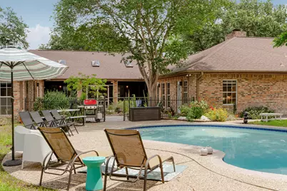 400 Hackberry Street, Lockhart, TX 78644 - Photo 4