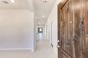 125 Comet Pointe Dr, Georgetown, TX 78628 - Photo 4