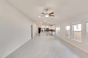 125 Comet Pointe Dr, Georgetown, TX 78628 - Photo 8