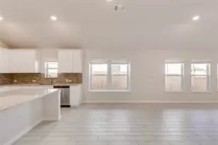 125 Comet Pointe Dr, Georgetown, TX 78628 - Photo 14