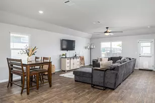 201 Bunting Ln, Bertram, TX 78605 - Photo 4