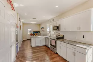 226 Spruce Ave, Luling, TX 78648 - Photo 8