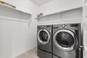 7200 Garnet Mill Ln, Austin, TX 78744 - Photo 14