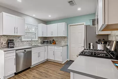 8508 Bradford Drive, Austin, TX 78758 - Photo 10