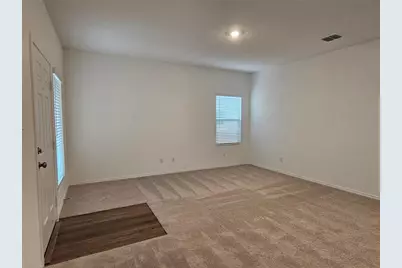 128 Dollars Drive, Jarrell, TX 76537 - Photo 6