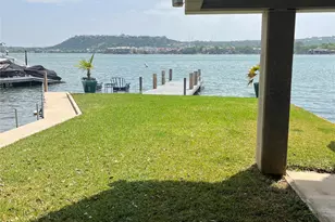 103 Island Dr, Horseshoe Bay, TX 78657 - Photo 10