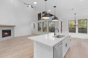 565 Wood Thrush Run, Kyle, TX 78640 - Photo 16