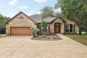 9212 Shady Meadow Dr, Boerne, TX 78006 - Photo 2