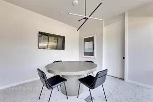 800 Embassy Dr, Austin, TX 78702 - Photo 16