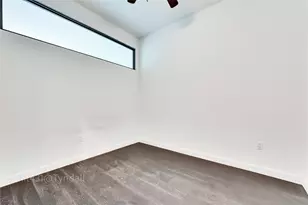 800 Embassy Dr, Austin, TX 78702 - Photo 6