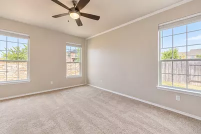 1016 Danish Cove, Hutto, TX 78634 - Photo 12