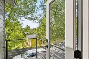 1106 S Meadows Dr SW, Austin, TX 78758 - Photo 26