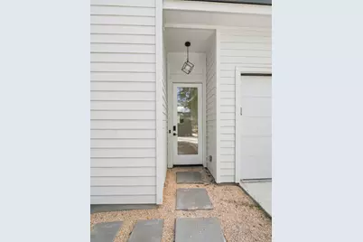 1106 S Meadows Drive SW #2, Austin, TX 78758 - Photo 2