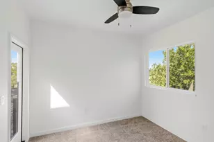 1106 S Meadows Dr SW, Austin, TX 78758 - Photo 20