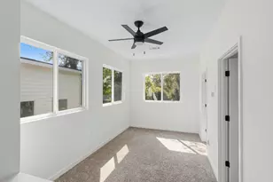 1106 S Meadows Dr SW, Austin, TX 78758 - Photo 24