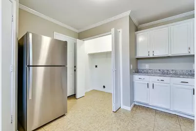 3000 Meadow Lane, Taylor, TX 76574 - Photo 8