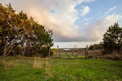 17650 Hamilton Pool Road, Austin, TX 78738 - Photo 14