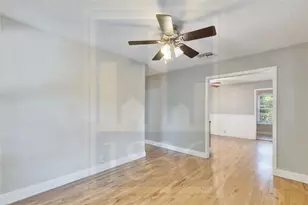 4810 Prock Ln, Austin, TX 78721 - Photo 4