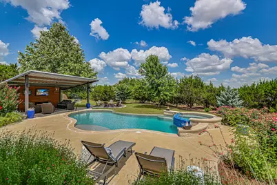 264 Sunny Slope Road, Liberty Hill, TX 78642 - Photo 2