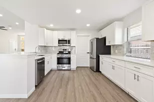 11405 Birchover Ln, Austin, TX 78754 - Photo 16