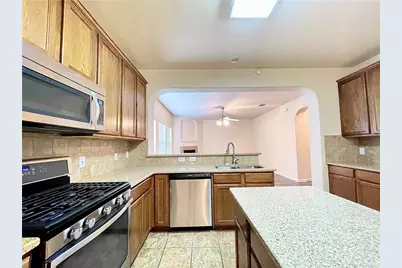 906 Mesquite Hollow Place, Round Rock, TX 78665 - Photo 18
