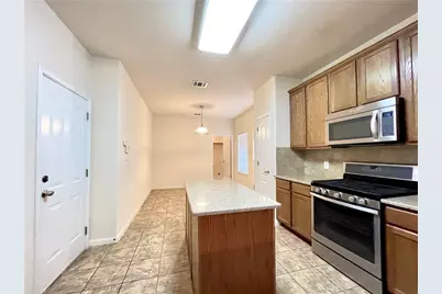 906 Mesquite Hollow Place, Round Rock, TX 78665 - Photo 16
